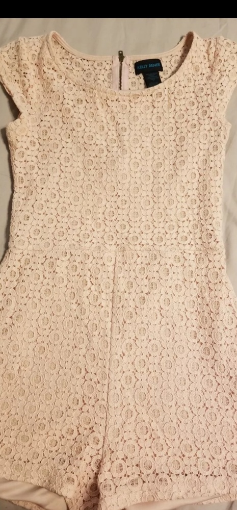 Light peach/cream romper